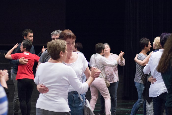 Jendea gustura Gerard Godon soinujole frantziarrarekin domekan egindako Herrixa Dantzan saioarekin - 18