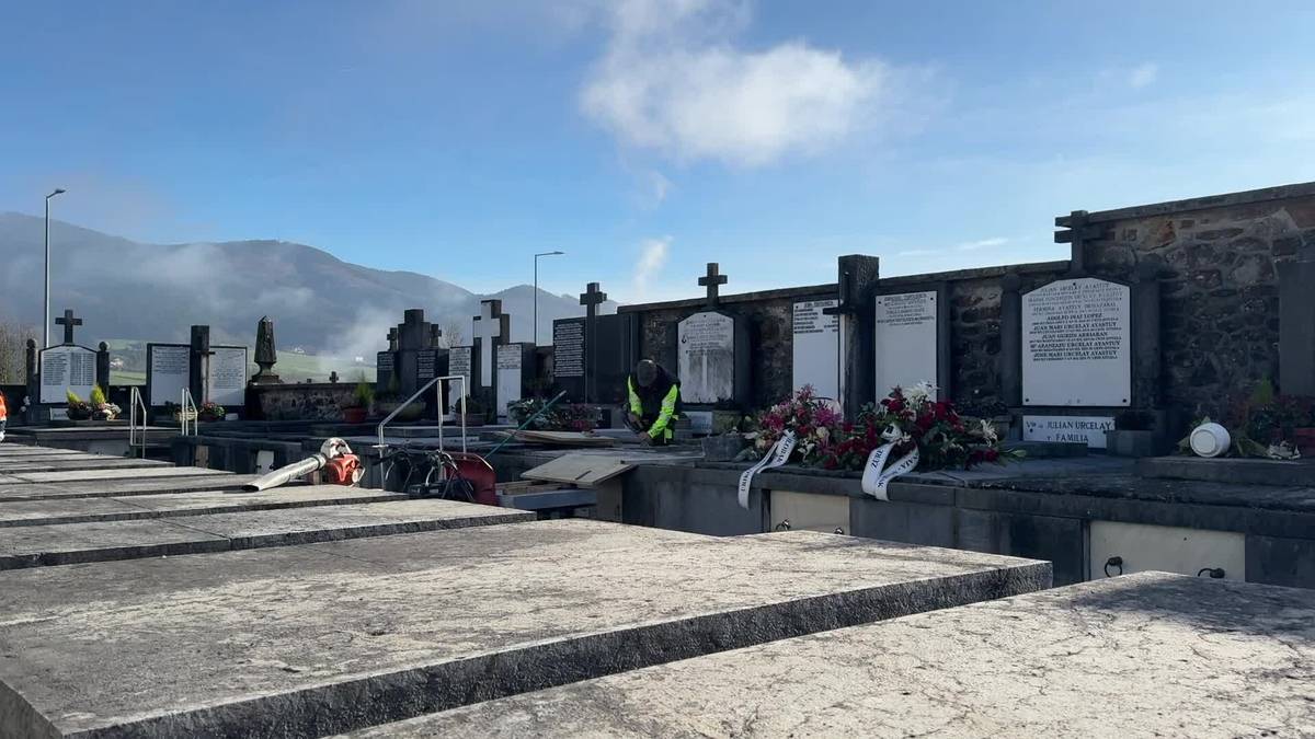 Hilobien kontzesioak eguneratu egin behar direla gogorarazi du Udalak