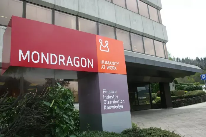 Mondragonek "etapa berri bati" ekingo dio Ulmaren eta Oronaren erabakiaren ostean