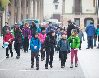 Arrola Mendik antolatuta, Eskolarteko ibilaldi neurtuak domekan
