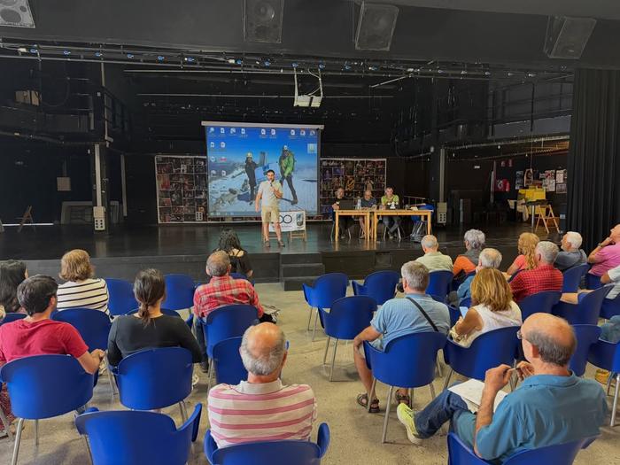 Euskal Mendizale Federazioak Espaloian egin du Ohiko Batzar Nagusia