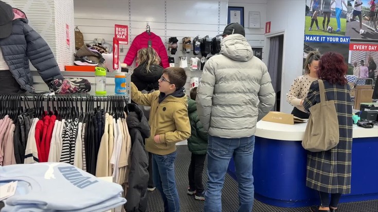 Neguko merkealdiak "hasiera ona" izan du