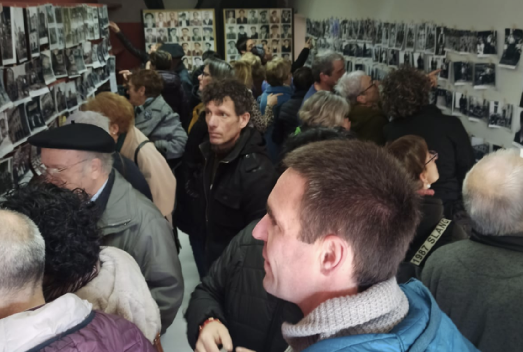 Udal artxiboko boluntario taldeak argazki zaharrak jaso gura ditu erakusketa berria egiteko