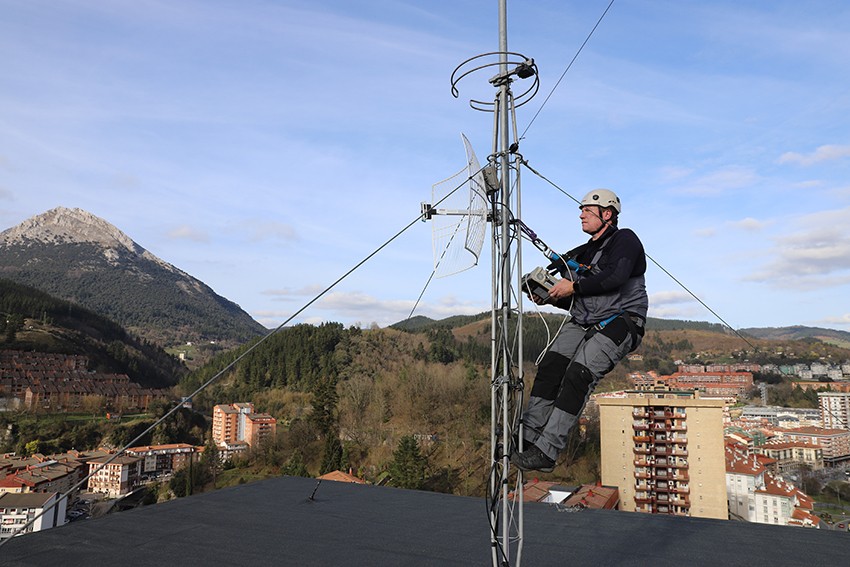 Hainbat telebista kate, kanal berrietan