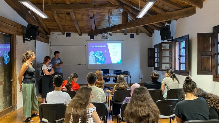 Gaztendank proiektuari laguntzeko zozketa solidarioa abenduaren 24an