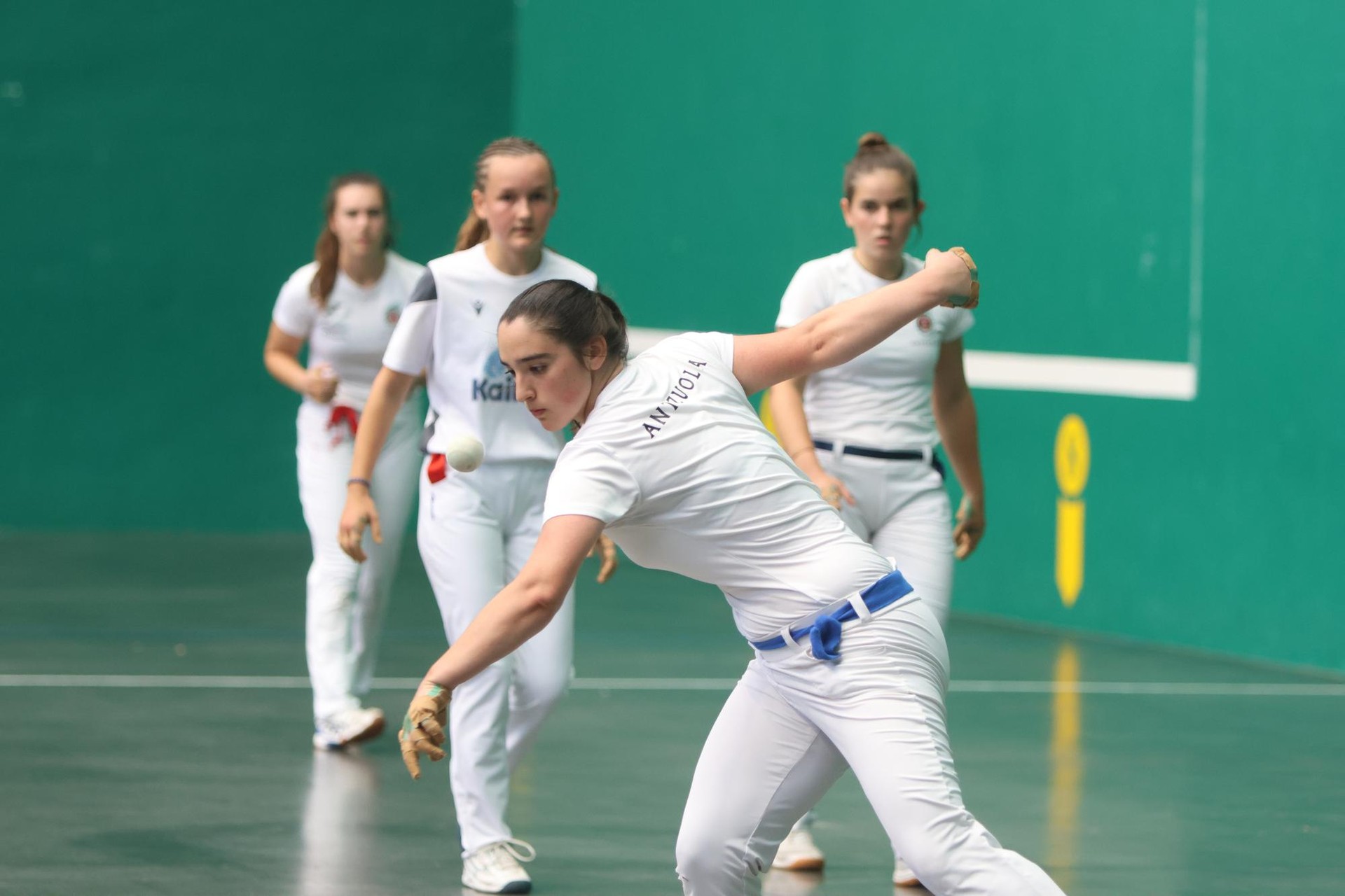 Jaien atarian, herriko pilota jaialdia egingo dute zapatuan udal pilotalekuan