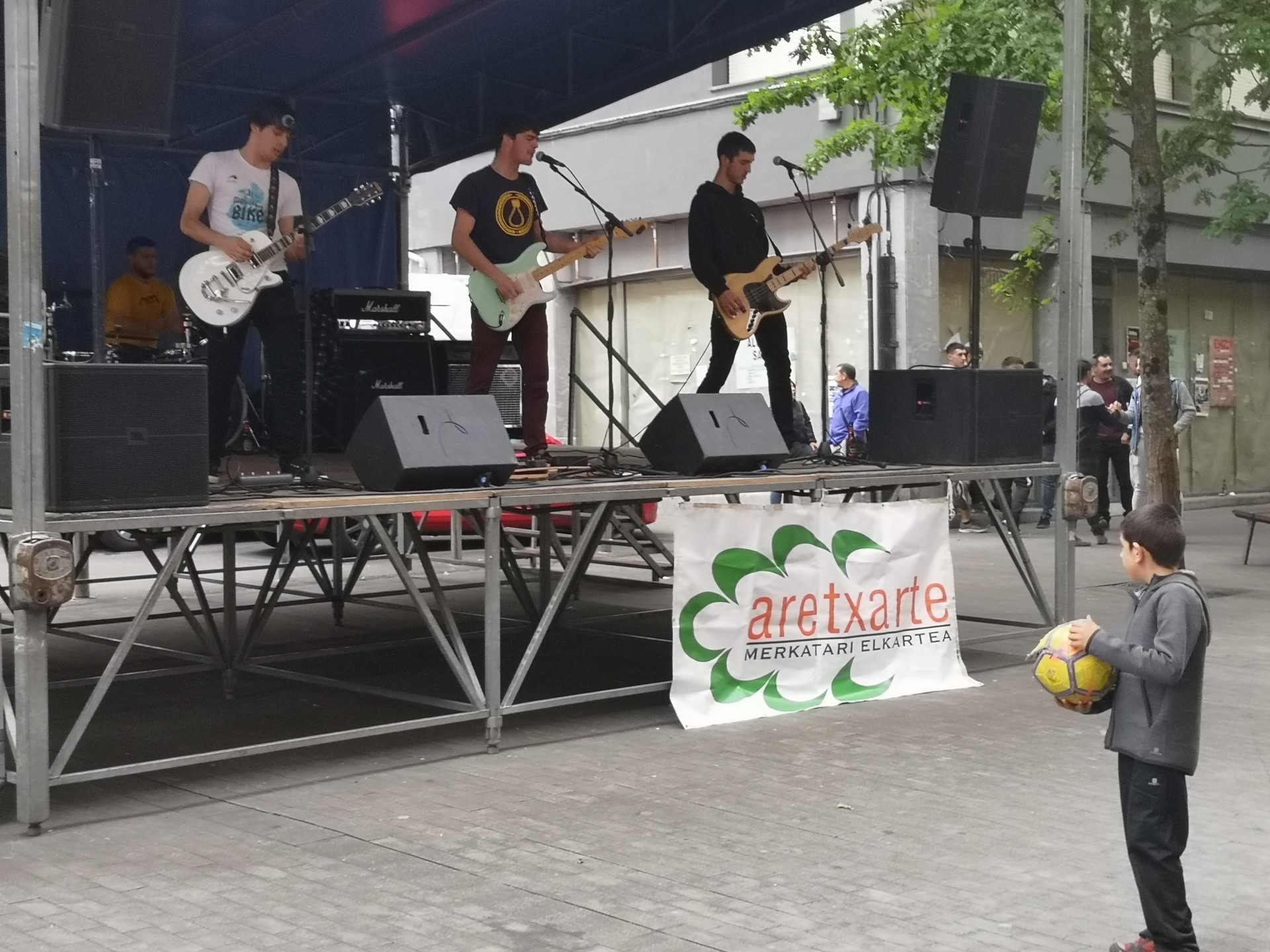 Musikarik ez da faltako aurten Gatzagako jaietan