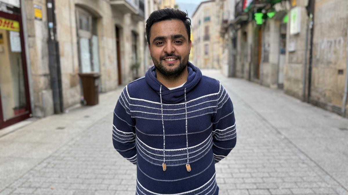 Wajahat Arshad: "Pakistanen ez dago etorkizunik ez legerik"