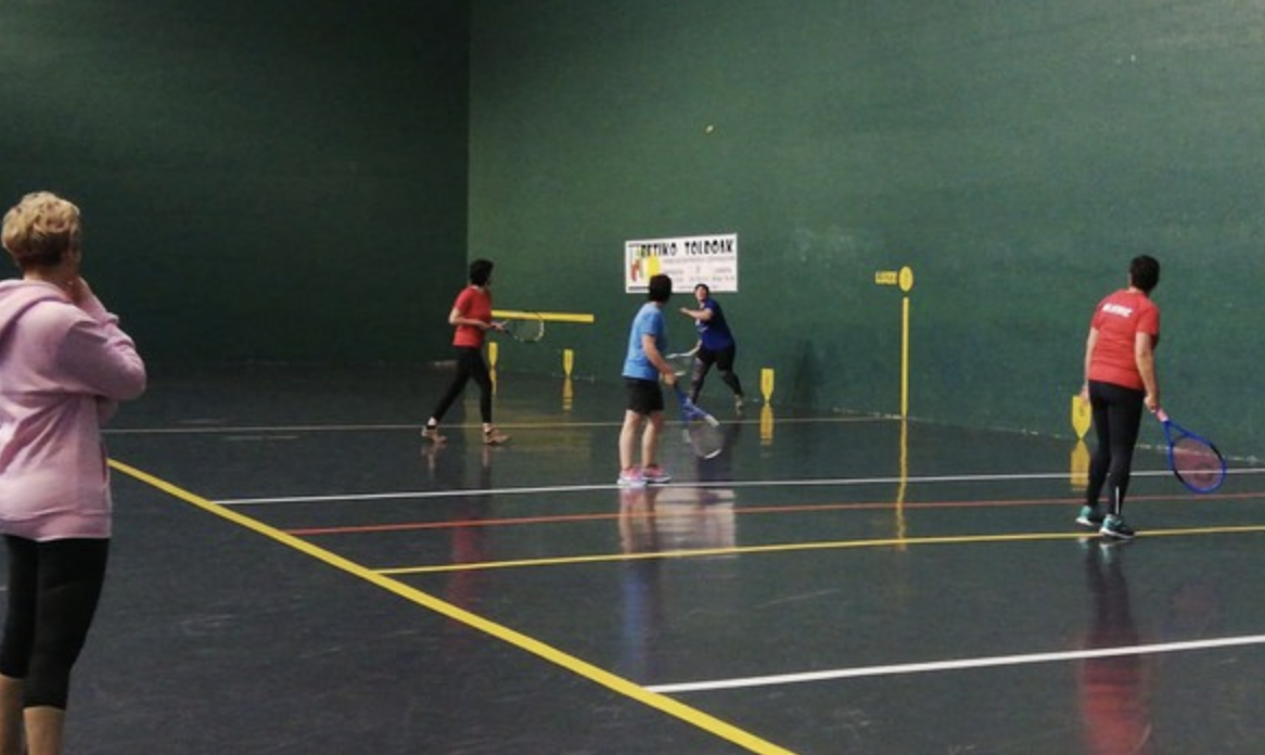28 bikote bihar hastekoa den frontenis txapelketarako