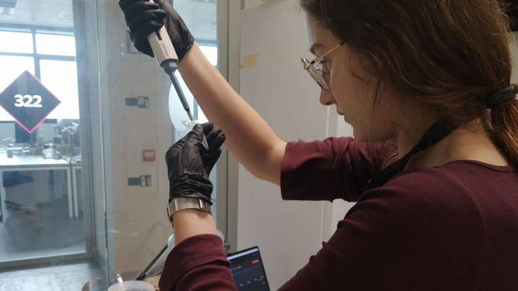 Bioteknologiari buruzko ikastaro bat hartuko du Laboratorium museoak