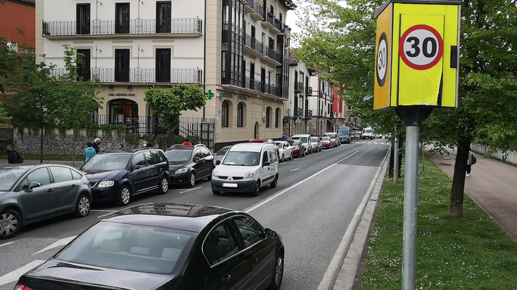 Herri barruan, gehienez, 30 kilometro orduko