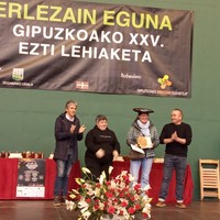 Eguaztenak Oxirondon: solasaldi-tailerra