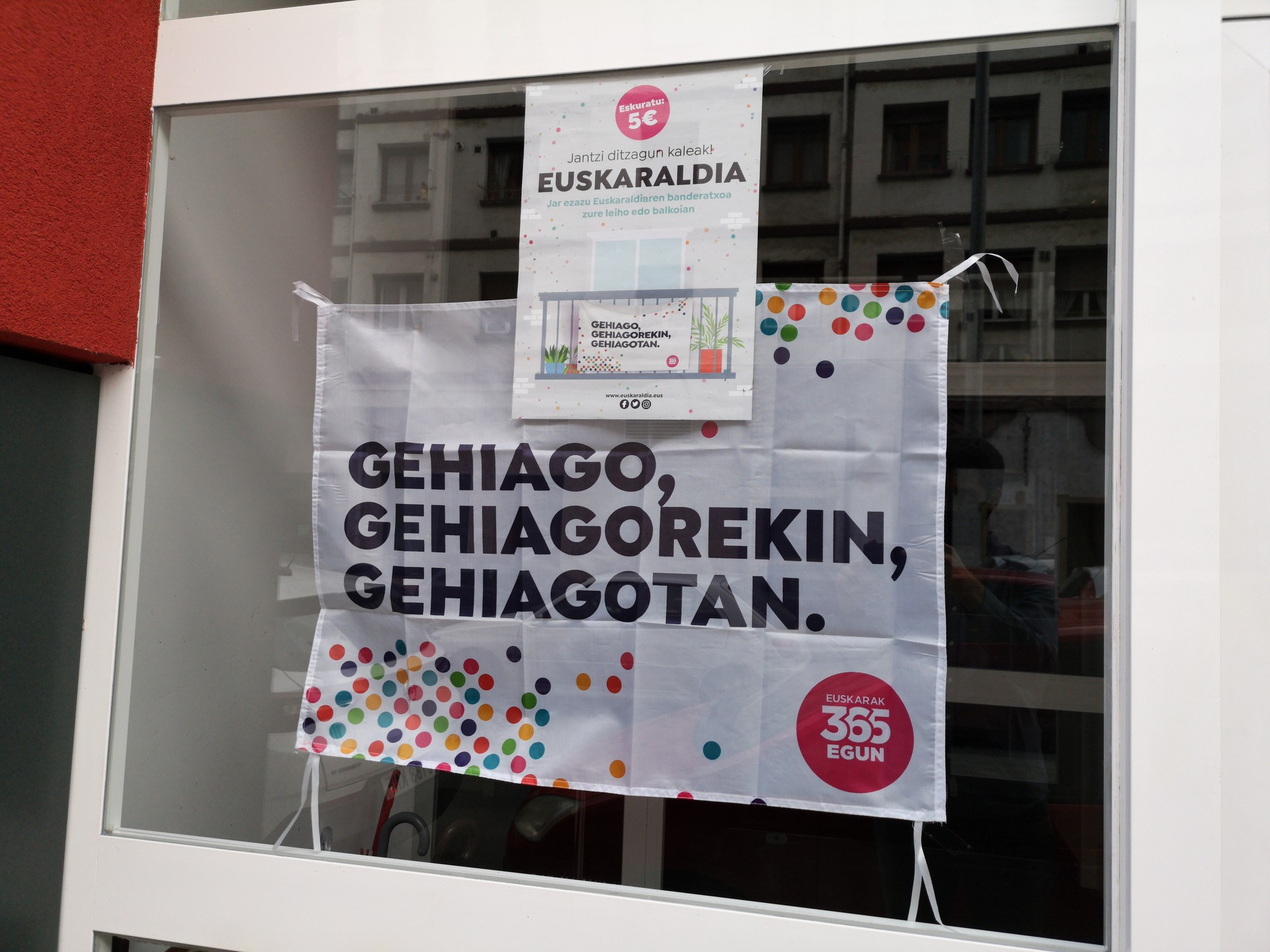 Arrasateko Udalak atxikimendua erakutsi dio Euskaraldiari