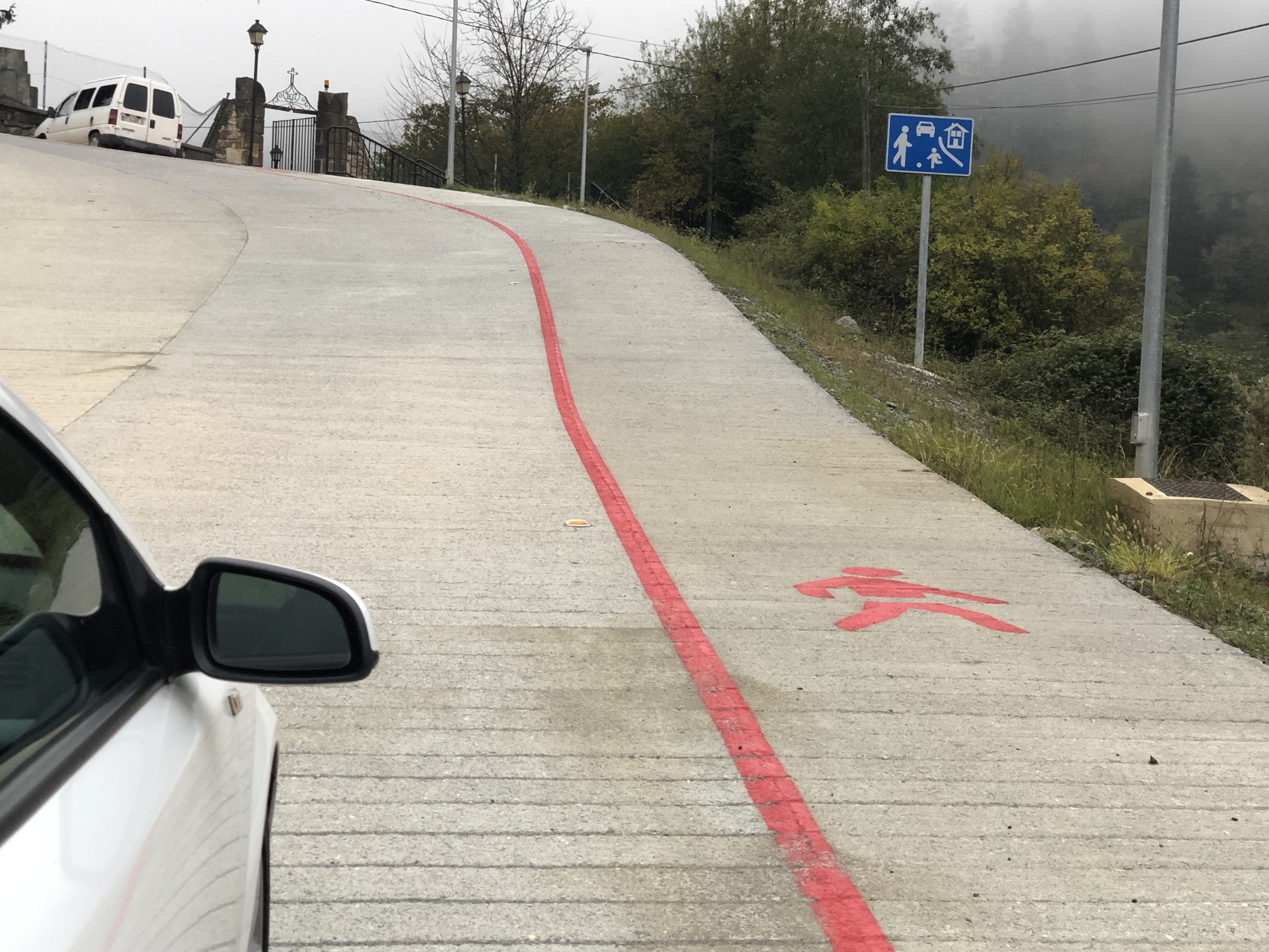 Oinezkoendako bidea, marraztuta