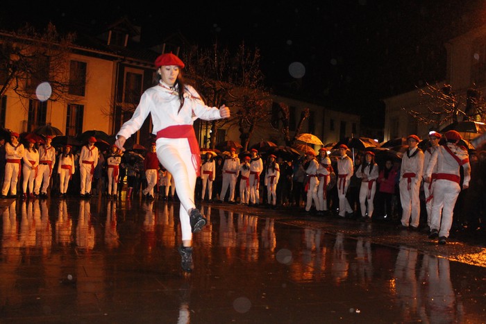 Euripean, baina bikain egin dituzte dantzak aurtengo kintoek - 38