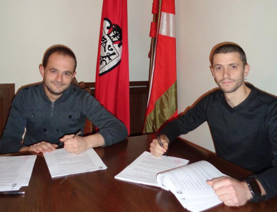 Espaloia kafe antzokiak badu kudeatzaile berria
