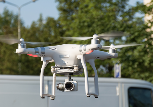 Drone bidezko plataforma batek merkataritza trukea bultzatzen lagunduko lukeela uste du alderdi popularrak