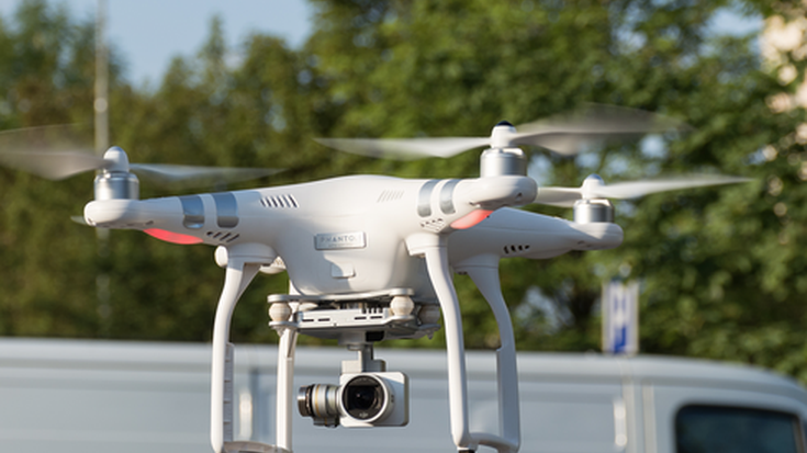 Drone bidezko plataforma batek merkataritza trukea bultzatzen lagunduko lukeela uste du alderdi popularrak