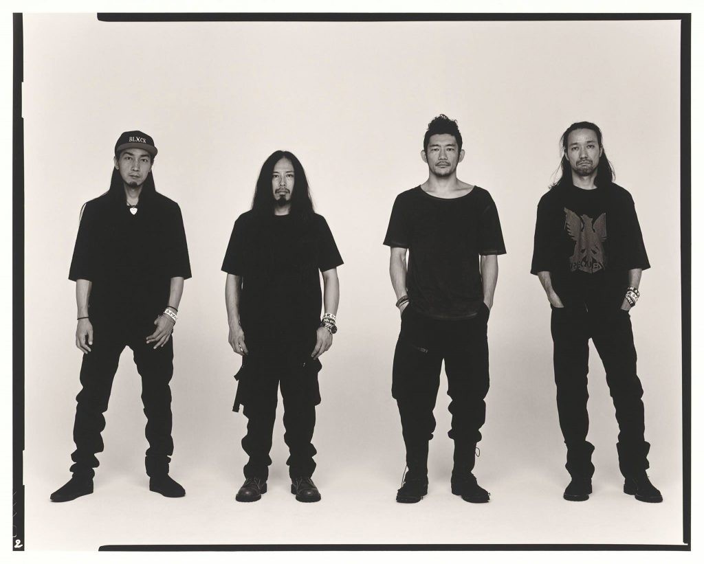 Punk-rock eta hardcore doinuak, Japoniatik Arrasateko gaztetxera