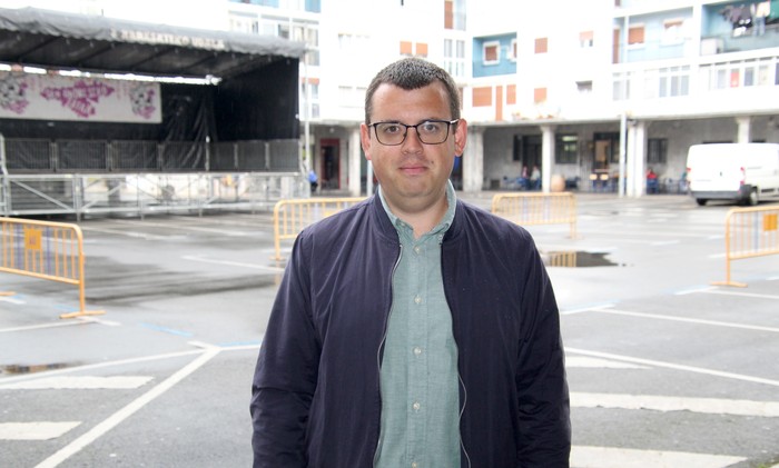 Gudarien plazarekin hitza bete ez izana leporatu dio Arrasateko EAJk EH Bilduri