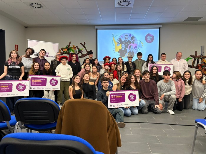 Oñati Institutuko ikasleen lana saritu dute Beldur Barik lehiaketan