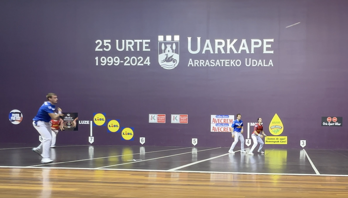 Eguenean jarriko dituzte salgai Santamasetako pilota jaialdiko sarrerak