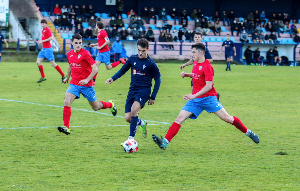 Bergarak Aloña menderatu du (1-0)
