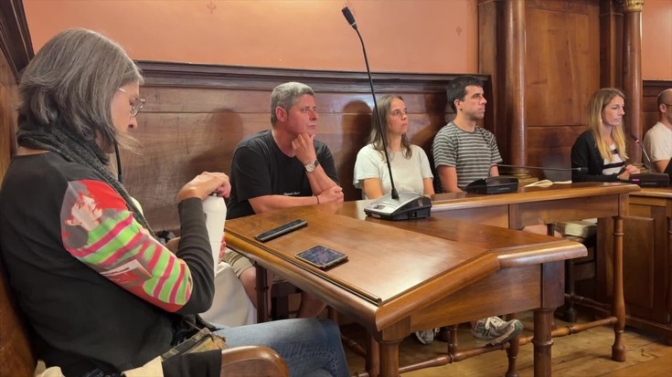 Albisteak: Honako albiste hauek: batetik, urriaren 11n Bergaran egingo den II. Orientazio Proba aurkeztu dute; bestetik, manifestazioa egin dute Bergarako kaleetan barrena, IAT Itasuako langileek deituta