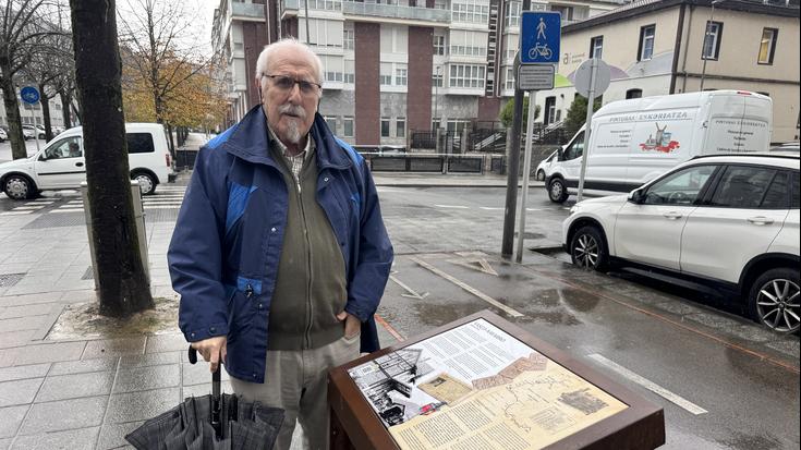 Aitor Antxia: "Haurra nintzeneko treneko bi billete ditut gordeta"