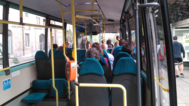Autobus zerbitzu berezia egongo da gaur gauean Oñatitik Leintz Gatzagara bitartean