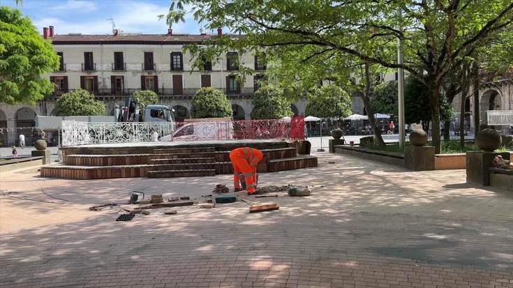 Astelehenetik egongo da erabilgarri plaza ondoko espazio eraberritua