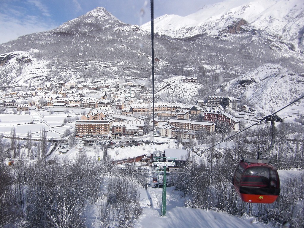 Astebukaeran eski irteera egingo dute Panticosara