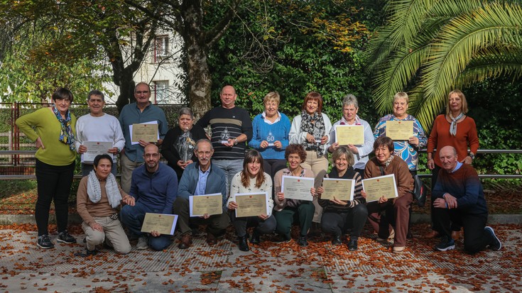 Odol-emaile elkarteak hamalau lagun omendu ditu Bergaran