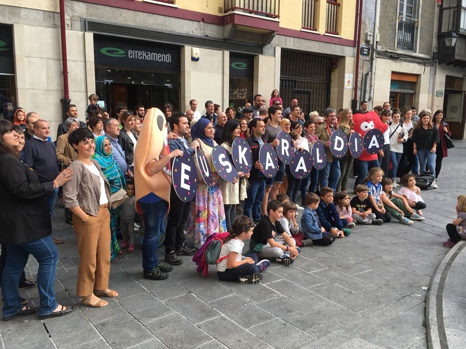 Biziprest eguna zapatuan, eta mahai ingurua eguaztenean