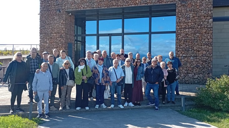 Errioxan izan dira Toki Argiko erretiratuak