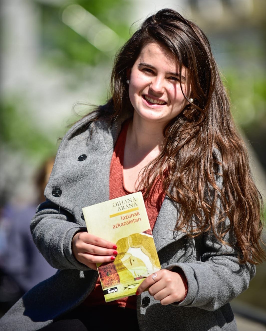Literaturari eta herriko sortzaileen lanari balioa