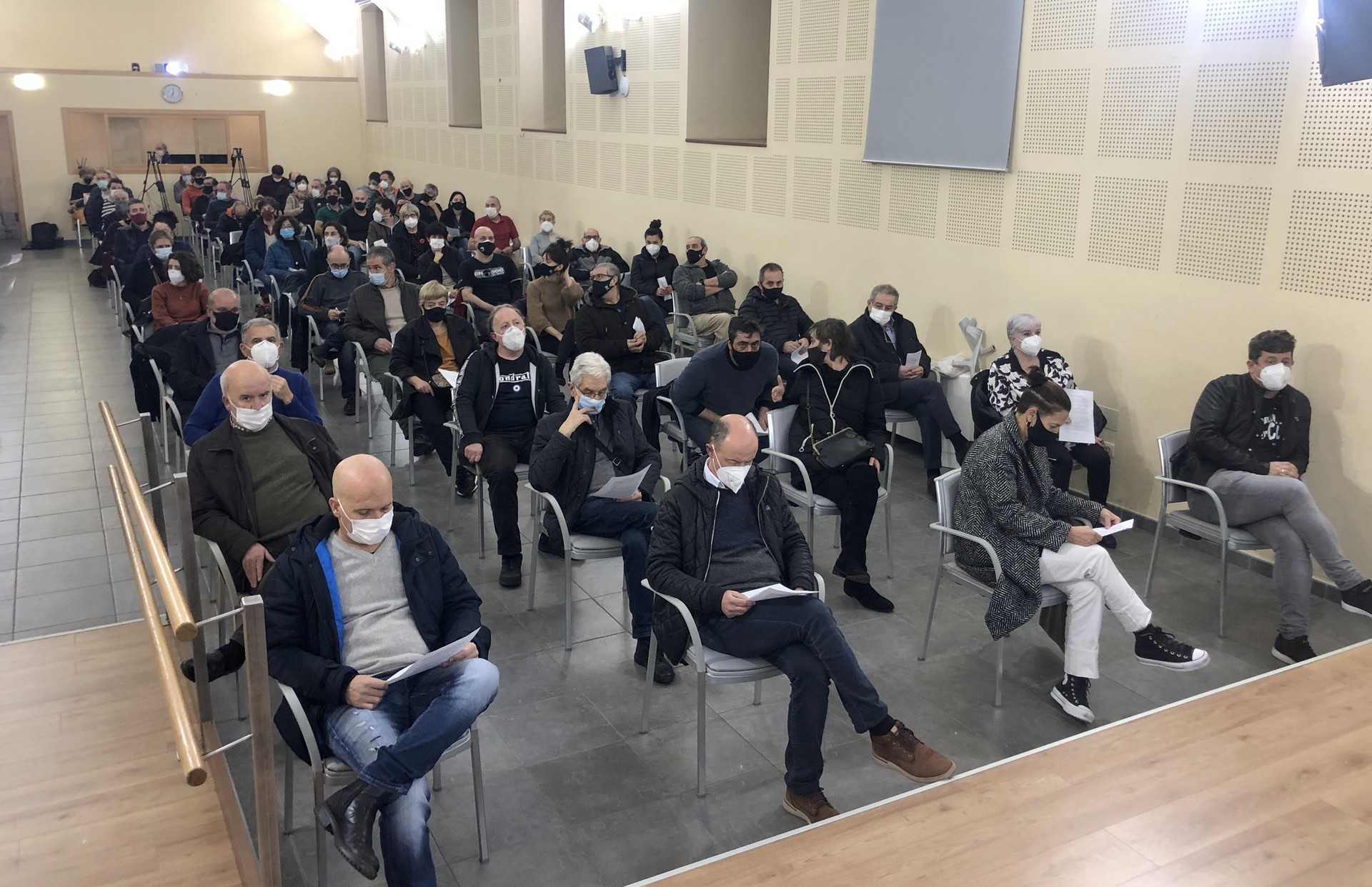 Zuntza2021 taldeak elkarretaratzea deitu du egubakoitzerako