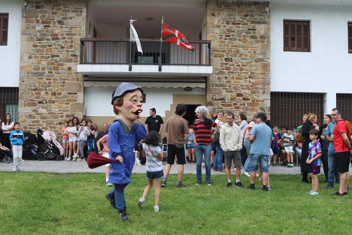 Oñatiko auzoetako jaien etxafuegoak, piztear