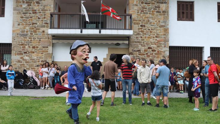 Oñatiko auzoetako jaien etxafuegoak, piztear