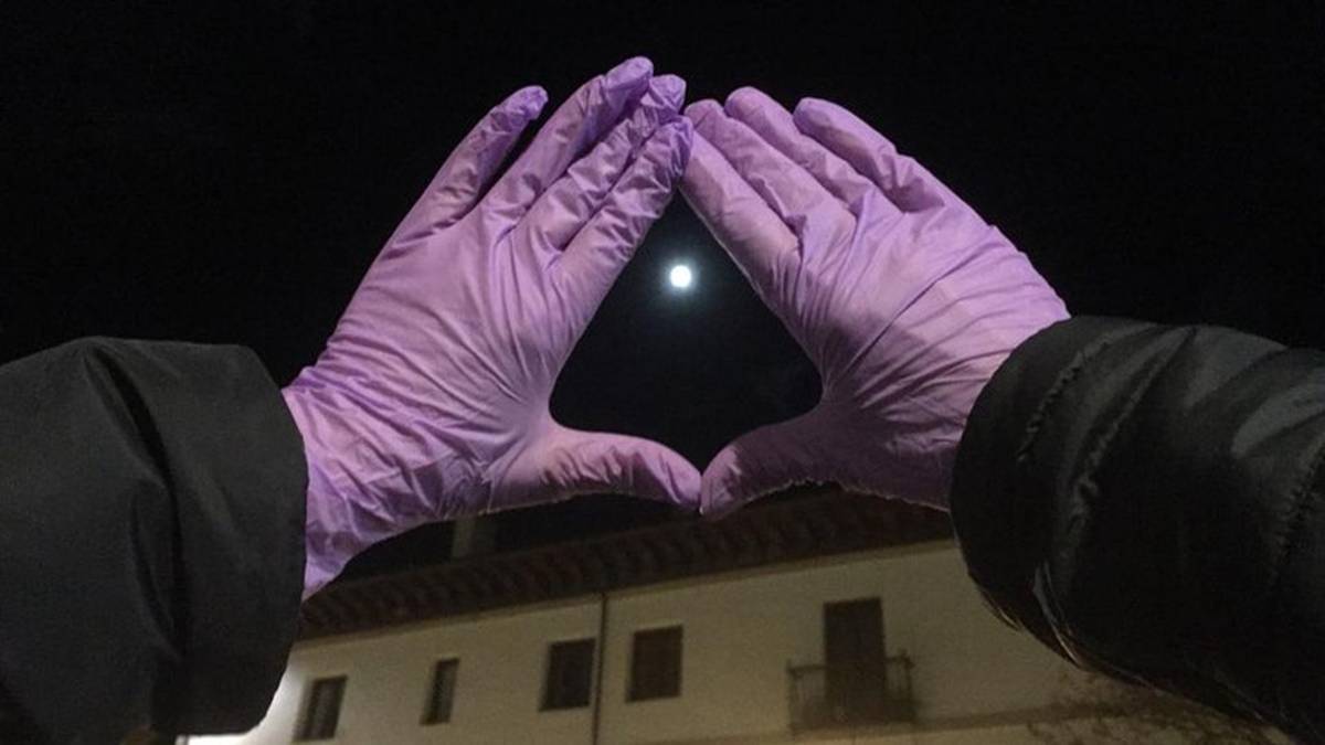 Albistegia: 2025-11-25