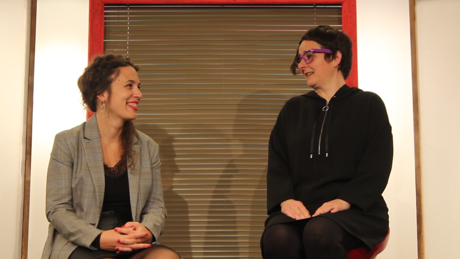 Feminismoa eta umorea zehar-lerro dituen emanaldia bihar