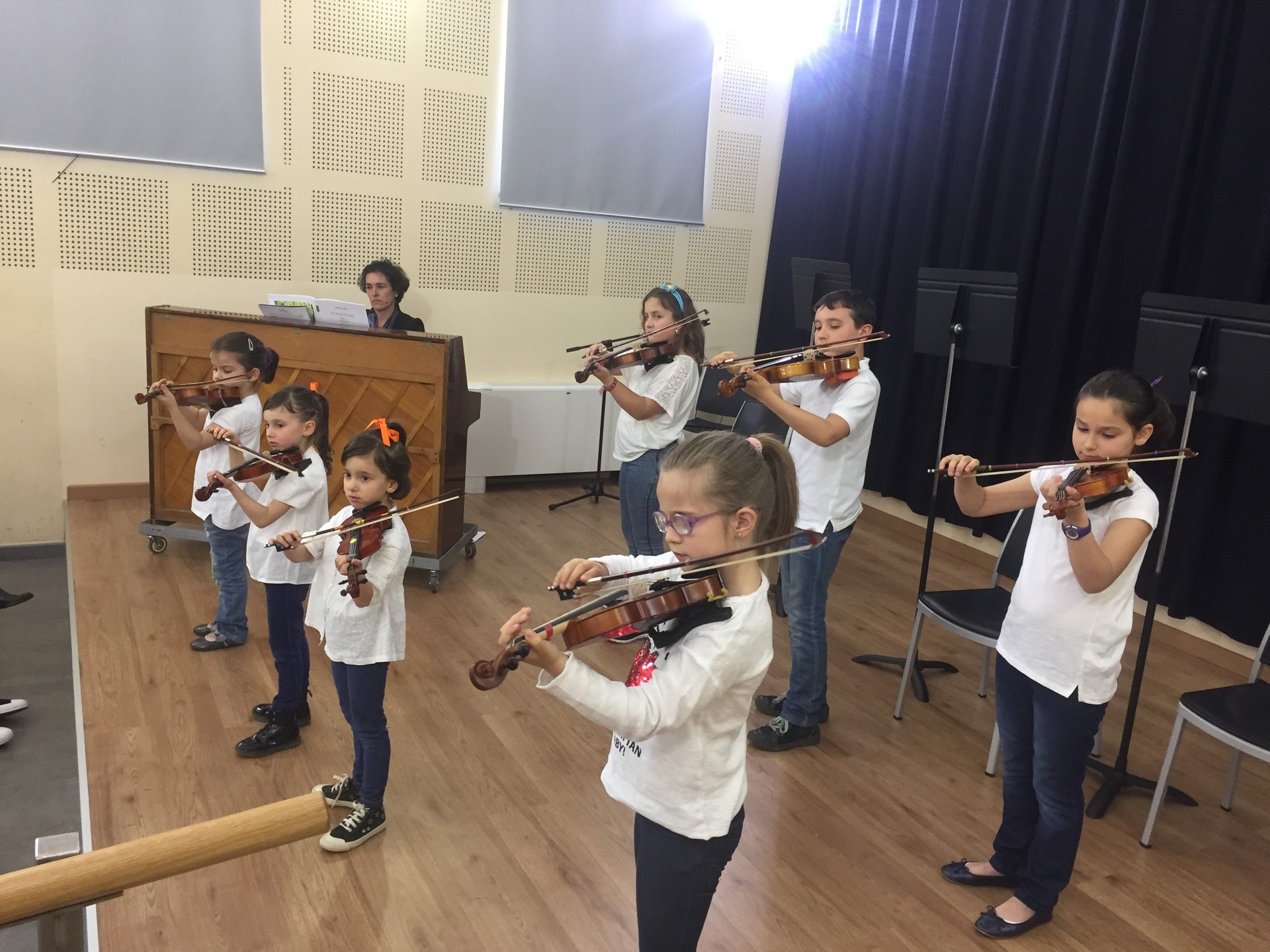 'Suzuki' metodoa ezagutzeko bilera Arrasate Musikalen