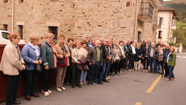 Balmasedan egin dute egun pasa erretiratuek