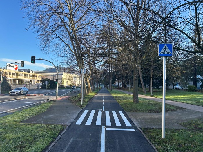 Urkulun eta trenbide zaharraren ibilbidean bidegorriak hobetzeko lanak iragarri ditu Aldundiak