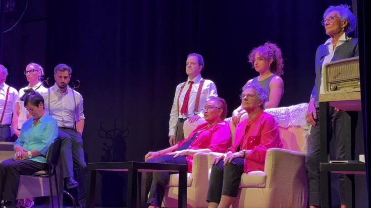 Isladak taldearen 'Elisabeth' antzezlanak Zaldibar antzokia bete du