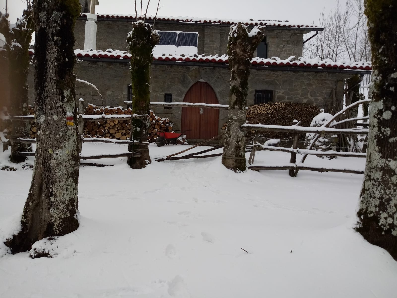 Ostegunera arte luzatu dituzte muturreko fenomeno meteorologikoengatik abisuak