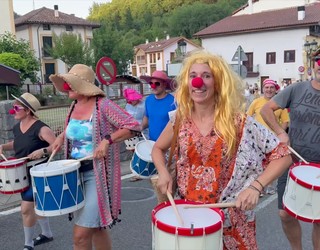 Danborrada berreskuratu dute Aramaioko sanmartinek