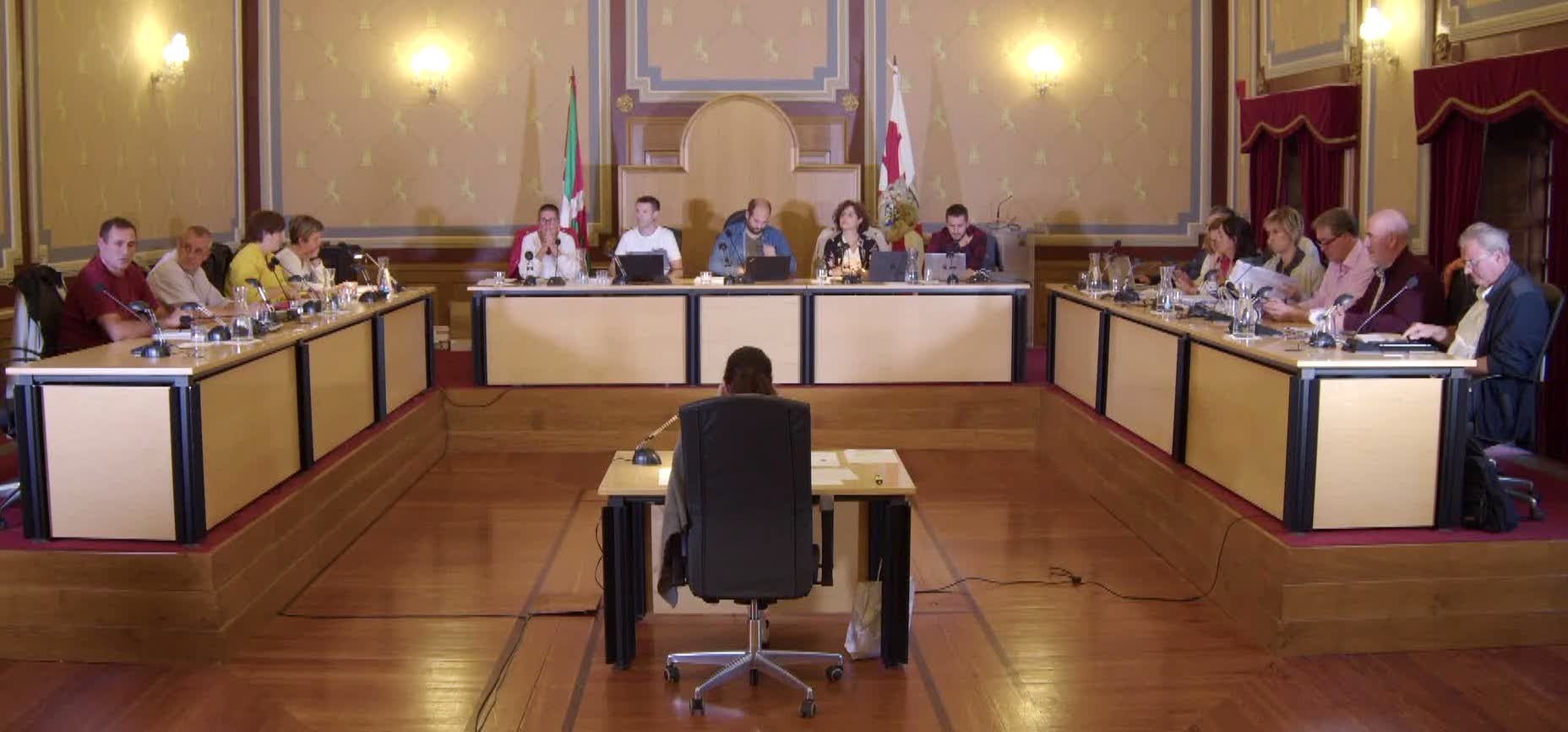 Tasetan %4ko igoera proposatu du Udal Gobernuak, "kalitatezko udal zerbitzuei" eusteko