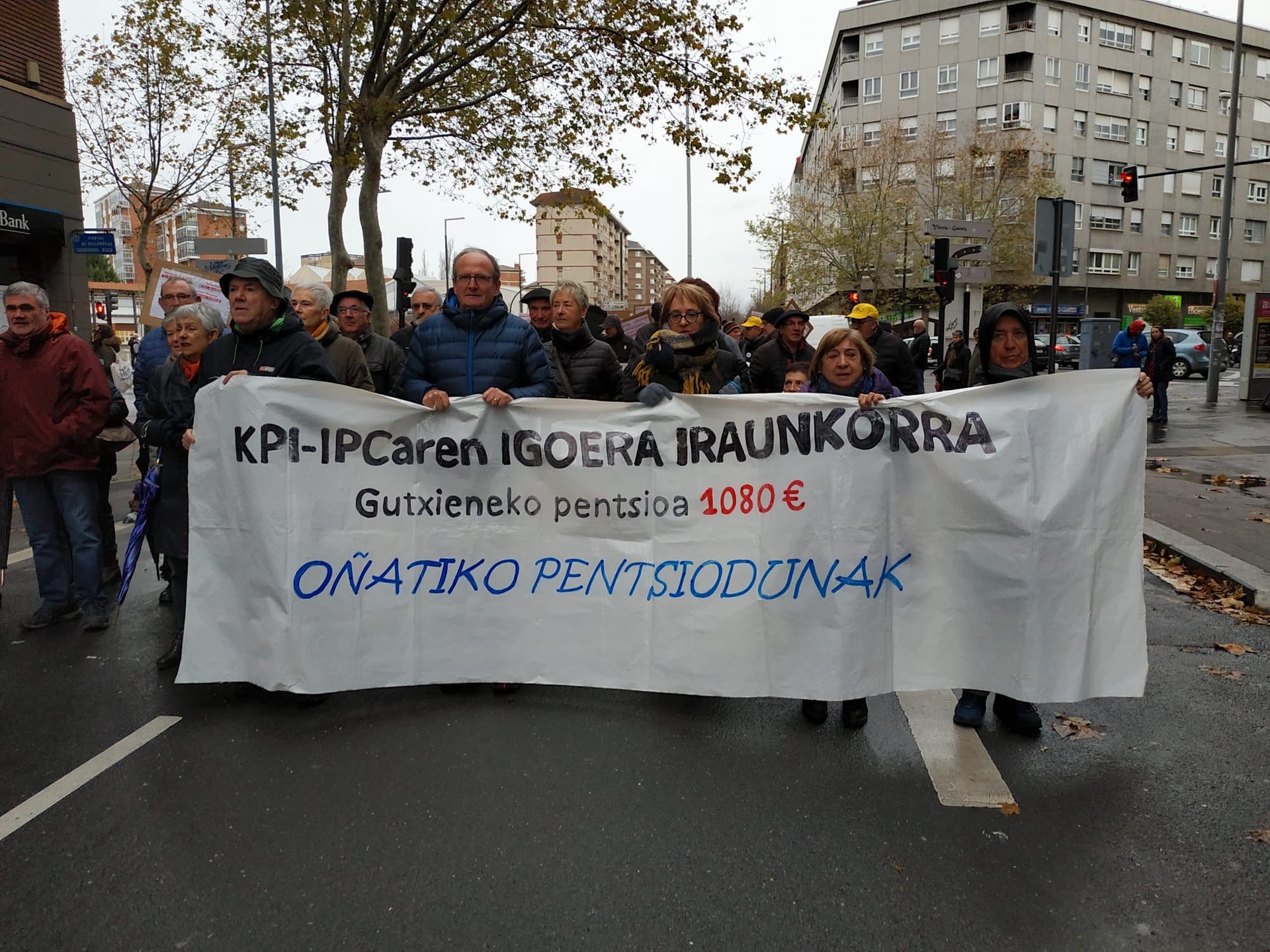 Pentsiodunek indarrak batu dituzte Gasteizen
