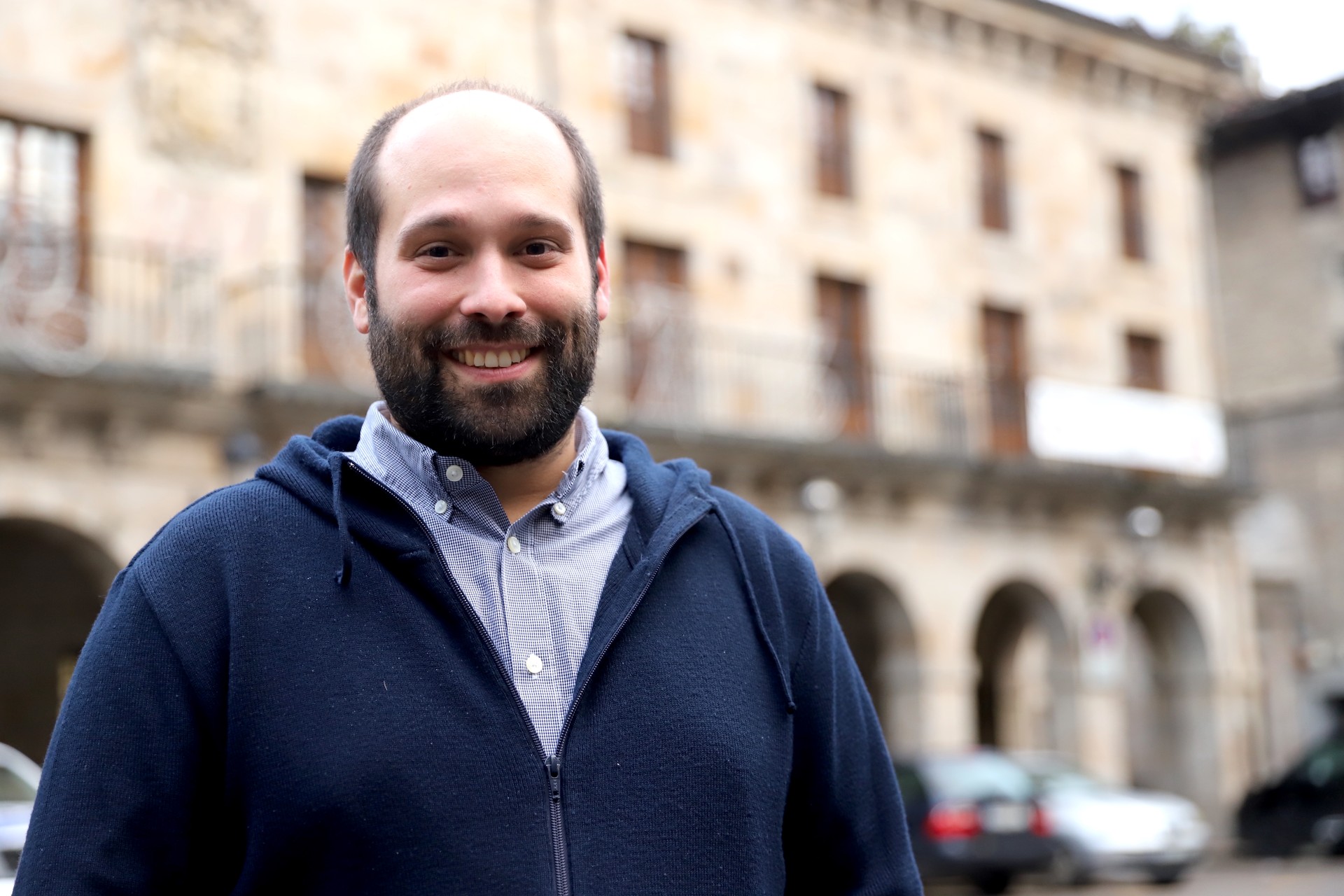 Gorka Artola: "Bazterrekoak zentroan jartzea izan da taldearen lehentasuna"